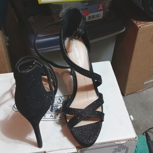 Woman's dress pump's, size 7.5 M